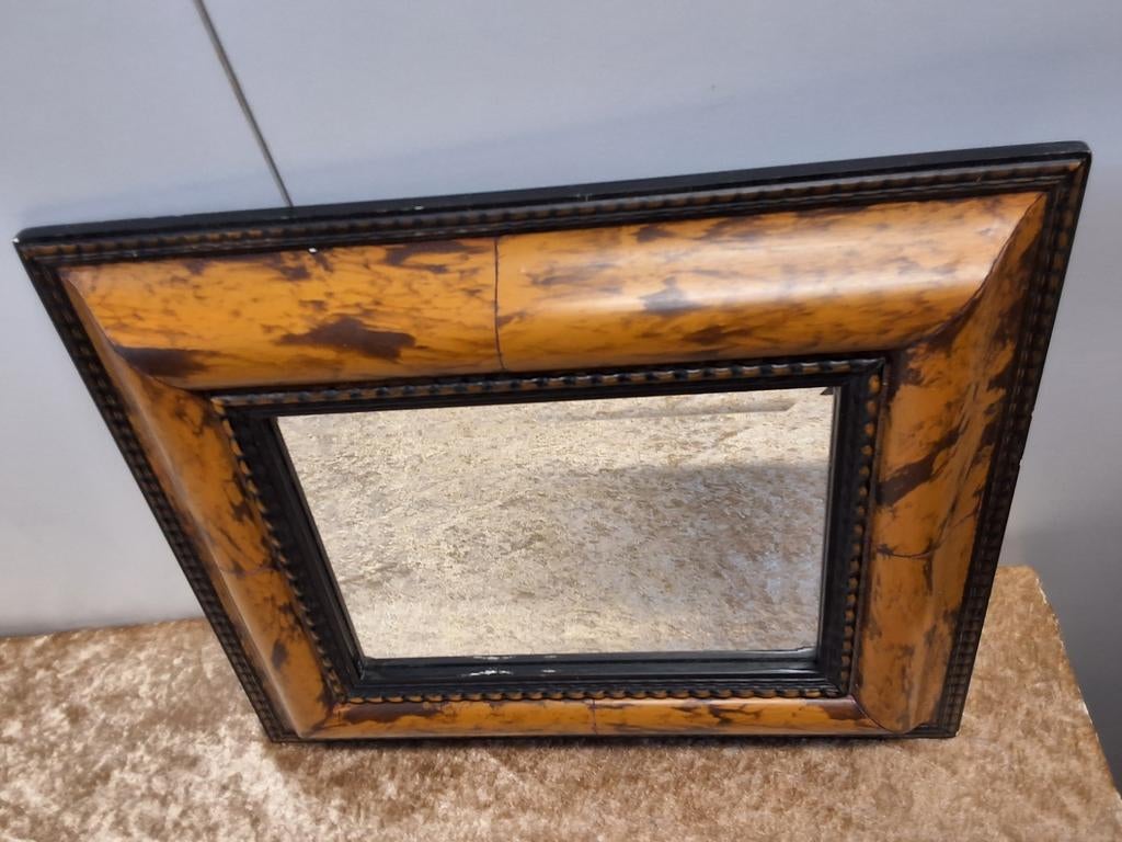 Spiegel met notenhouten lijst en facetgeslepen glas, Ophalen of Verzenden, Rechthoekig, Minder dan 50 cm, Minder dan 100 cm