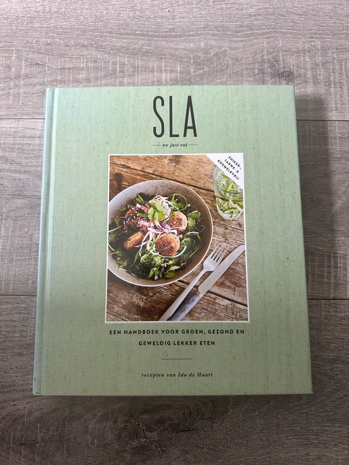 Kookboek SLA: Handboek voor groen, gezond en lekker eten, Boeken, Kookboeken, Ophalen, Hoofdgerechten, Zo goed als nieuw, Gezond koken