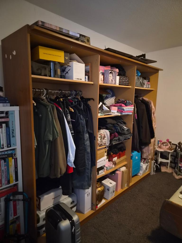 Gratis gratis gratis., Huis en Inrichting, Kasten | Kledingkasten, Gebruikt, 200 cm of meer, Met plank(en), Ophalen of Verzenden