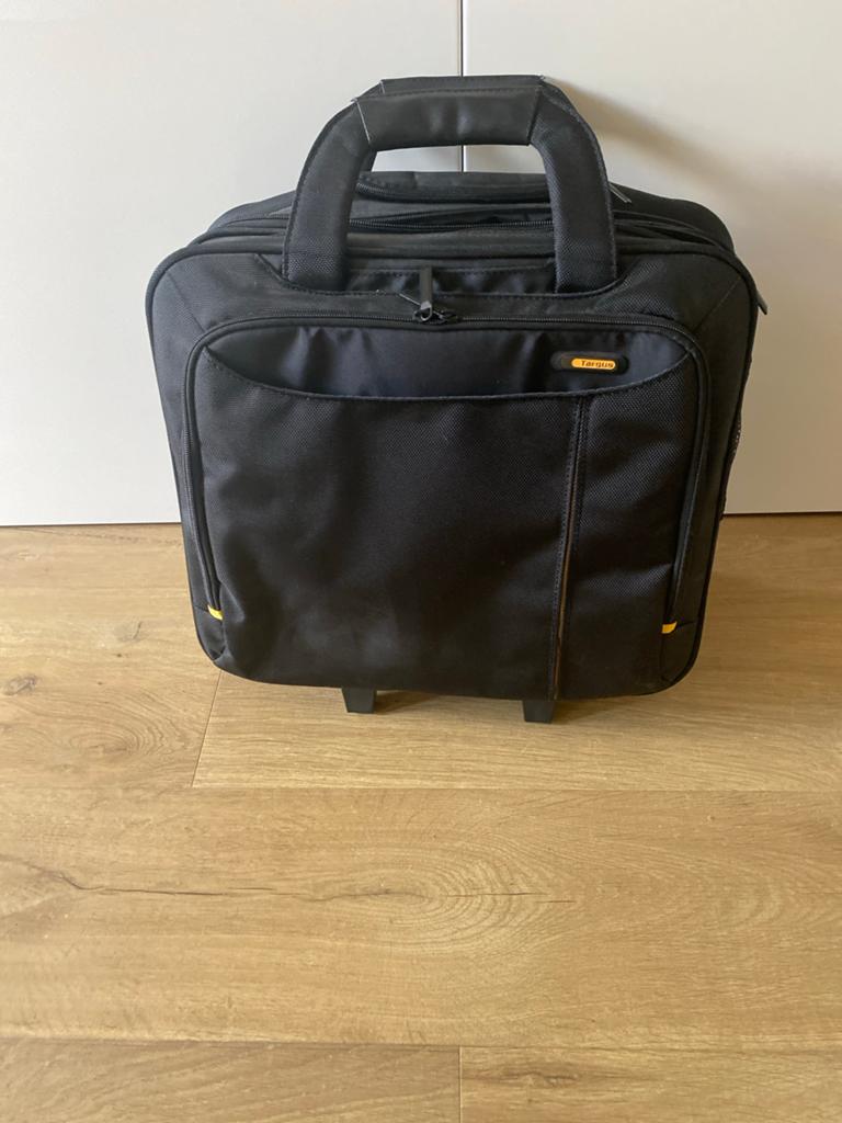 Targus Laptoptrolley - Ideaal voor zakelijk gebruik, Computers en Software, Laptoptassen, Nieuw, Trolleytas, 15 inch, Targus, Zwart