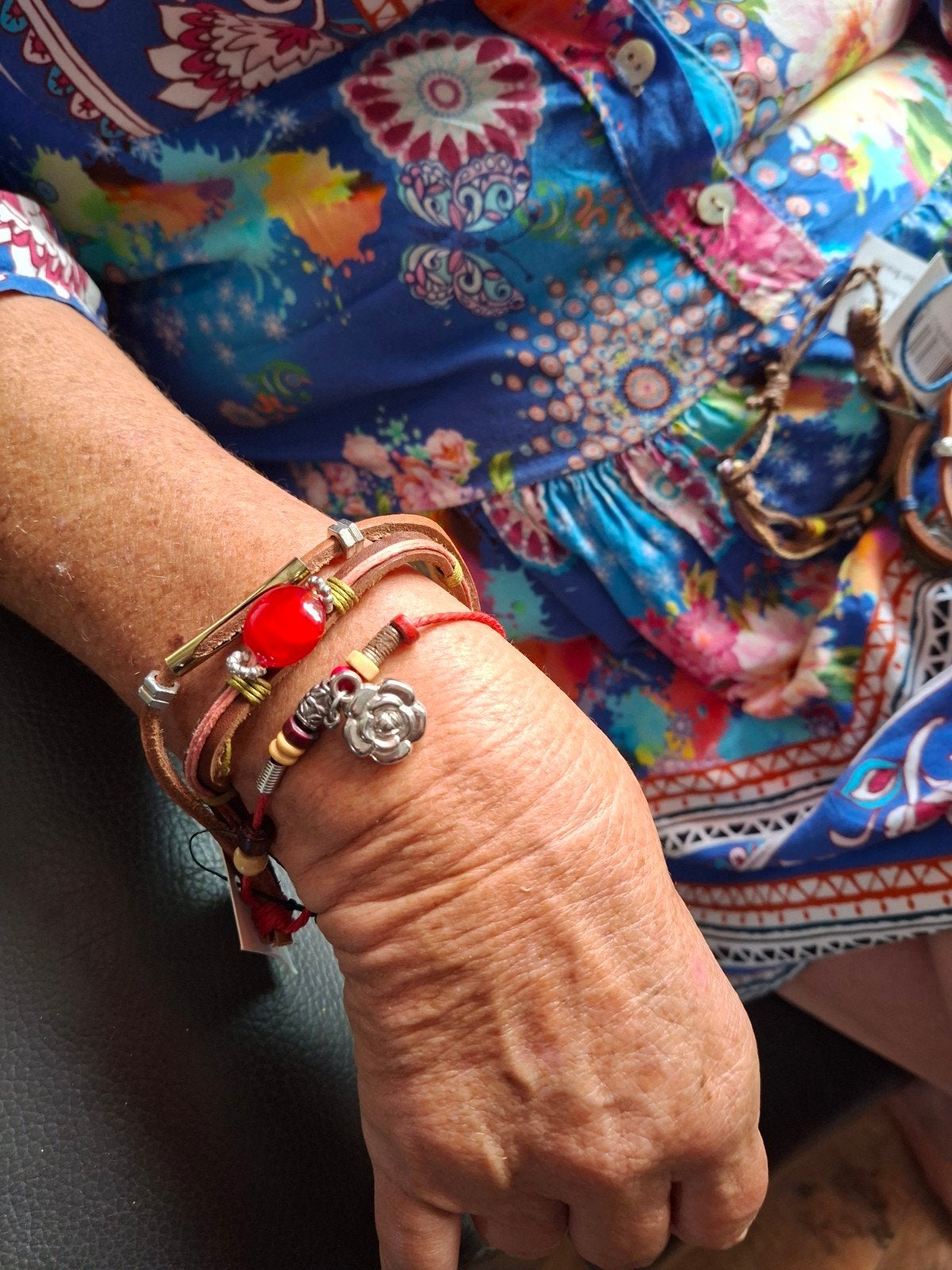 nieuwe handgemaakte lederen armband 5 euro, Ophalen of Verzenden, Nieuw, Leer