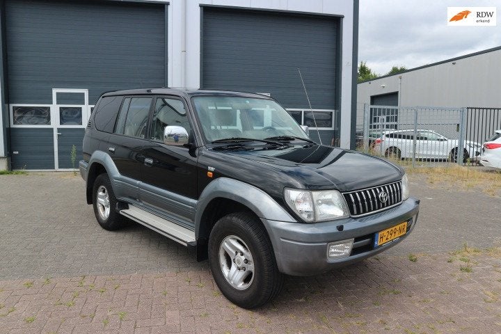 Toyota Land Cruiser 90 3.0 D4-D ! LEES TEKST !, Auto's, Automaat, Gebruikt, 4 cilinders, 2800 kg