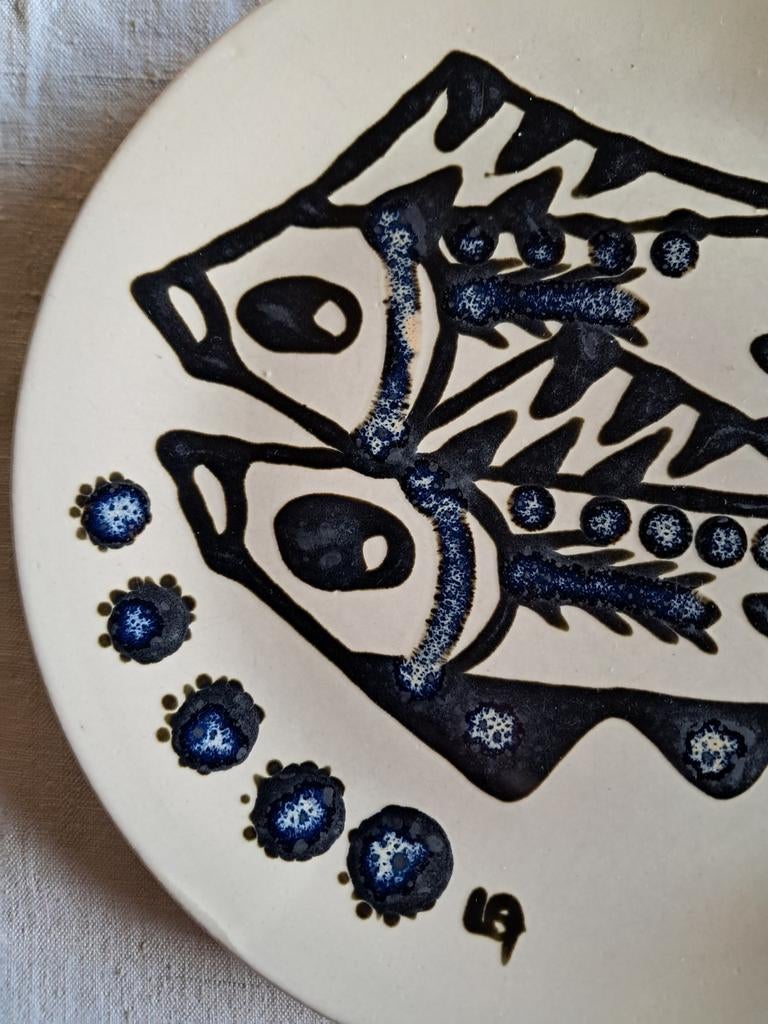Vintage Japans (wand)bord met gestileerde vissen, gemerkt., Antiek en Kunst, Antiek | Keramiek en Aardewerk, Ophalen of Verzenden
