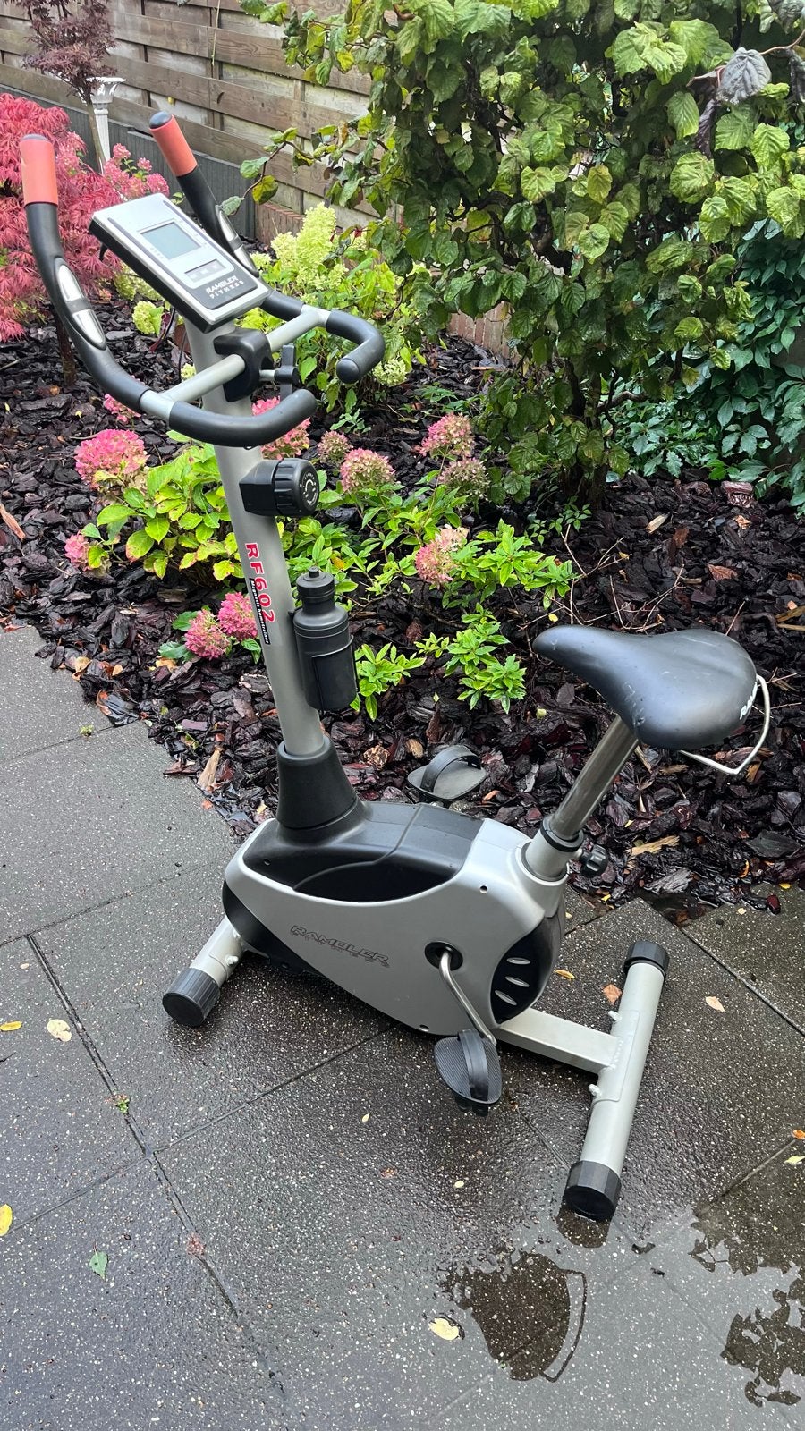 Hometrainer Rambler RF 602 - Zo goed als nieuw, Sport en Fitness, Ophalen, Zo goed als nieuw, Metaal, Benen