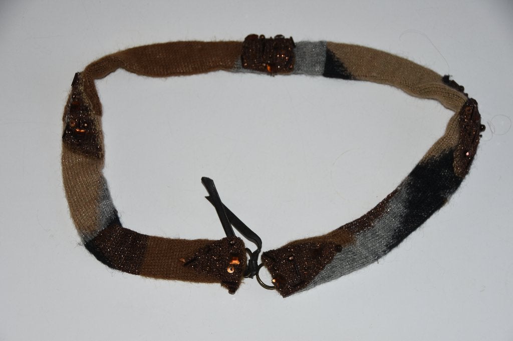 Bijzondere Escada wollen riem ceintuur met kralen bruin, Verzenden, Zo goed als nieuw, Bruin, 80 tot 90 cm