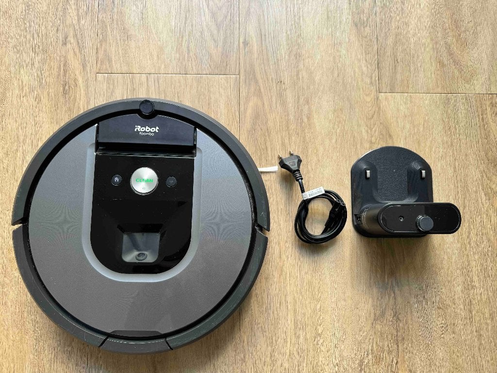 iRobot Roomba 960 Pickup From Amsterdam