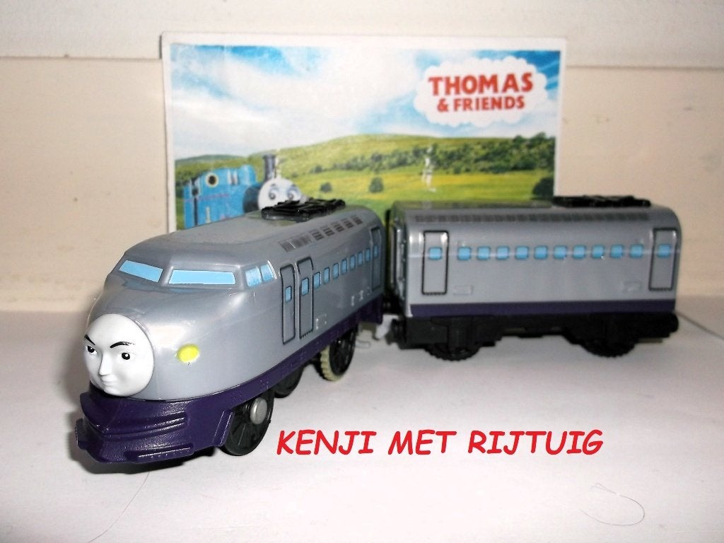 Trackmaster Thomas de Trein, Kenji met Rijtuig, Kartel Wiel, Ophalen of Verzenden, Zo goed als nieuw