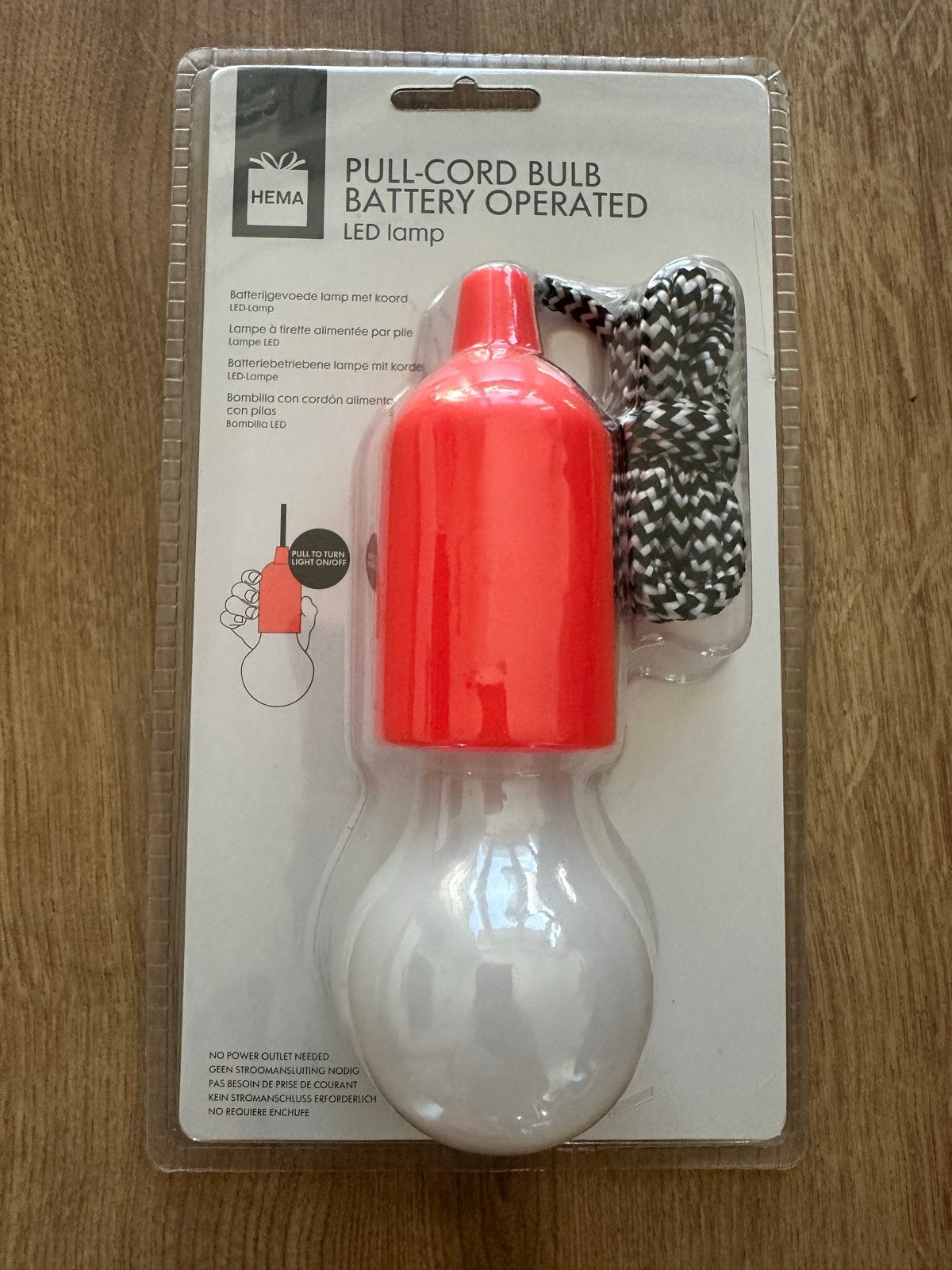 HEMA Pull-Cord (trekkoord) LED lamp op batterijen, Overige merken, Kunststof, Nieuw, Overige fittingen