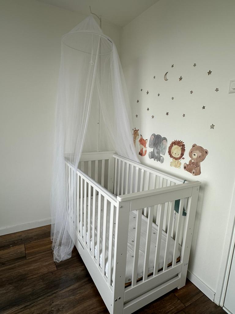 Wit ledikant 60x120 met extra zijhekje en lade, Ophalen of Verzenden, Gebruikt, Ledikant