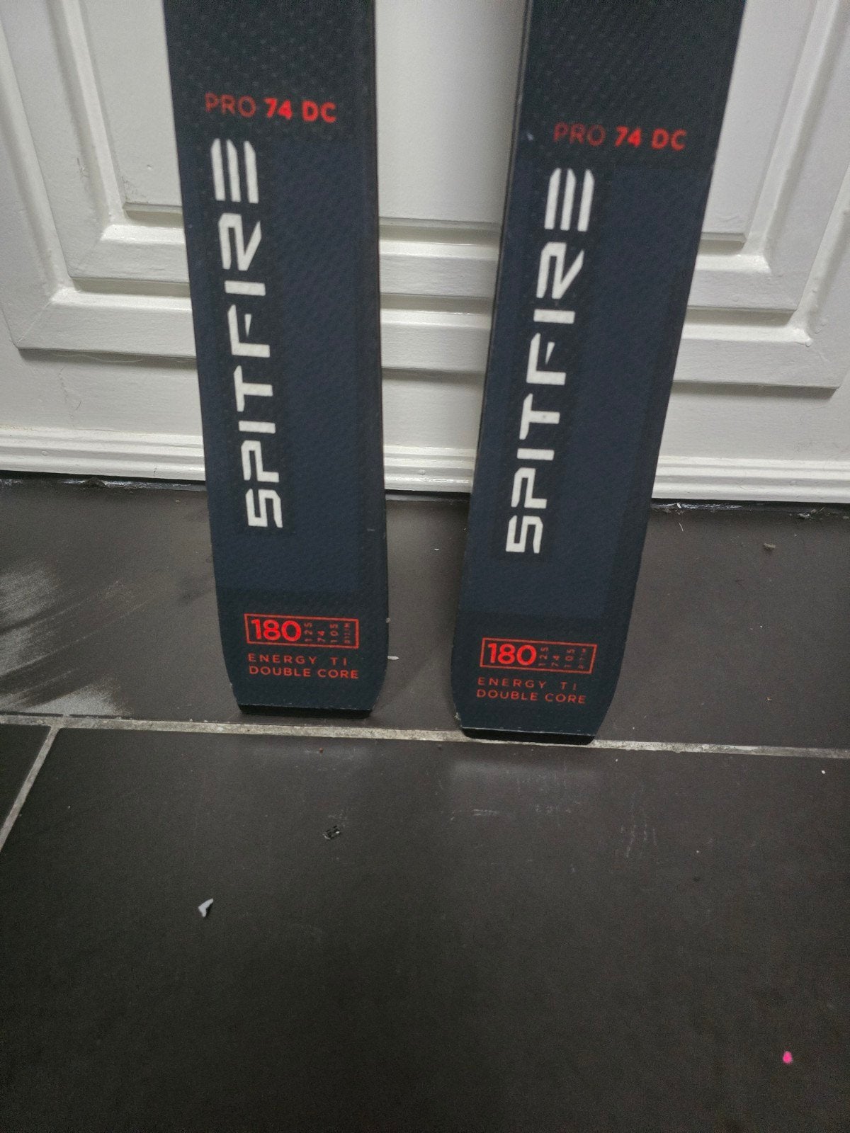 25/26 180cm NORDICA DOBERMANN SPITFIRE DC 74 PRO NP950€, Sport en Fitness, Skiën en Langlaufen, 180 cm of meer, Ophalen of Verzenden