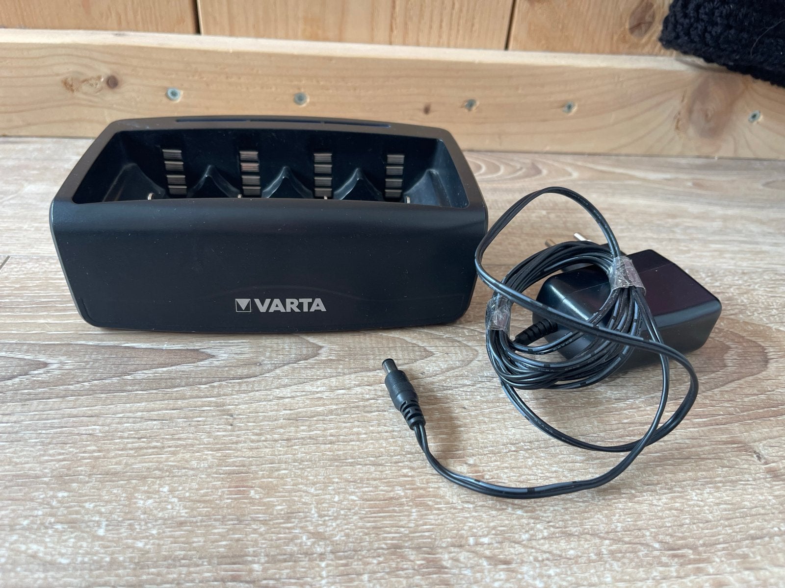 Varta batterij oplader, Ophalen, Gebruikt