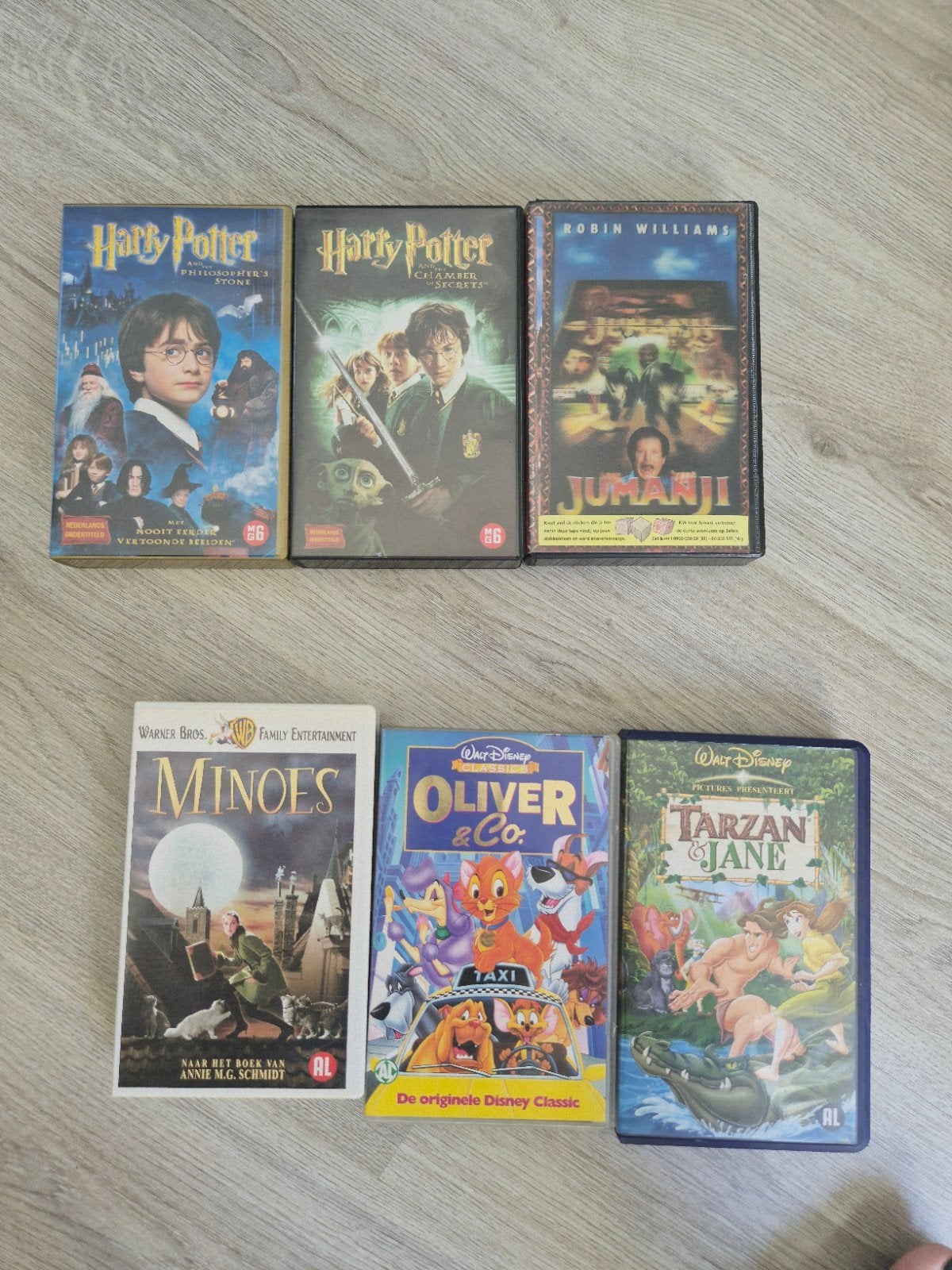 Diverse videobanden: Harry Potter, Jumanji, Minoes, Disney, Cd's en Dvd's, Gebruikt, Alle leeftijden, Overige genres, VHS