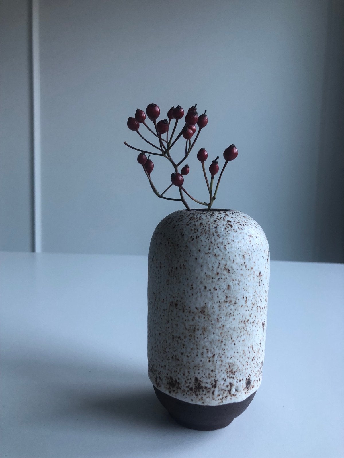 Studio Arhoj Suki vaasje, klein, handgemaakt Deens design, Ophalen of Verzenden