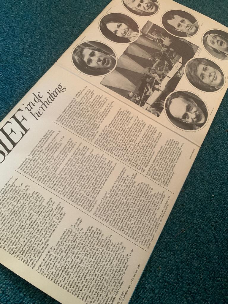 LP Cursief - In de Herhaling Dubbelalbum Philips KRO Omroep, Verzamelen, Ophalen of Verzenden, Gebruikt, Tv, Overige typen