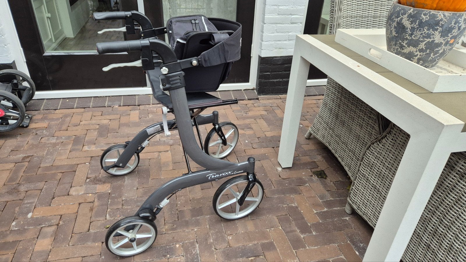 Rollator Travixx Medipoint, Ophalen, Lichtgewicht, Zo goed als nieuw