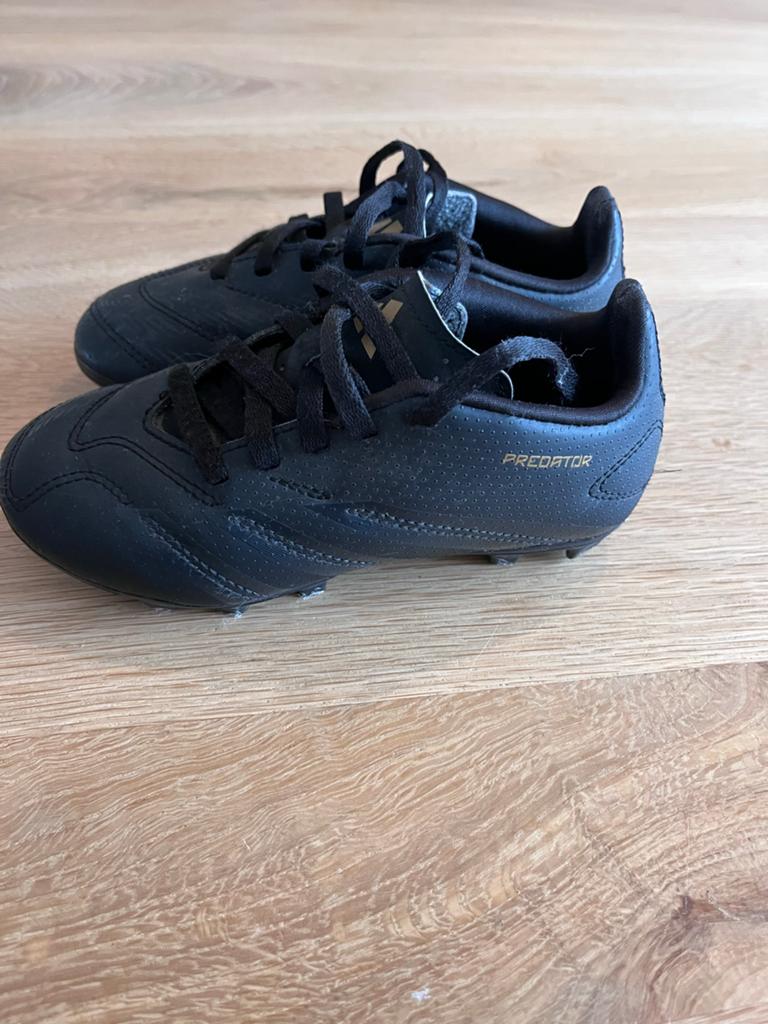 Adidas Predator voetbalschoenen maat 29 - gebruikt, Sport en Fitness, Voetbal, Ophalen of Verzenden, Gebruikt, Schoenen