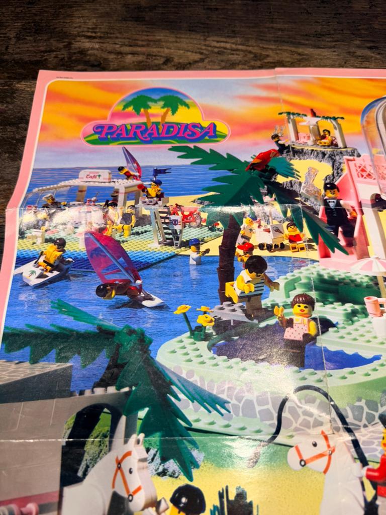 Lego 105783/105883 - Paradisa: Paradisa Poster 1992, Overige thema's, Lego, Accessoire, Ophalen of Verzenden