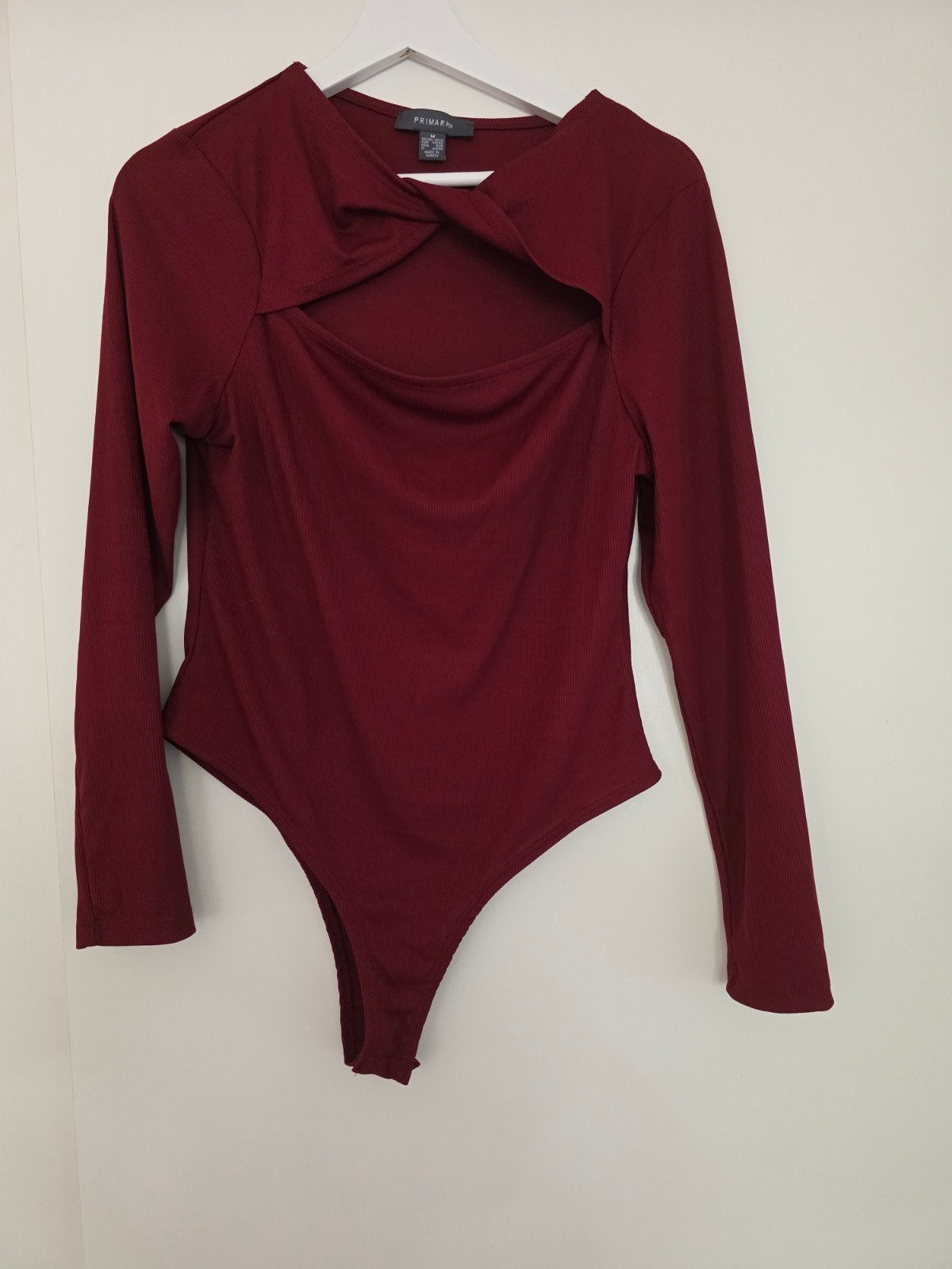 Primark bordeauxrode bodysuit met lange mouwen, Maat 38/40 (M), Primark, Ophalen of Verzenden, Zo goed als nieuw