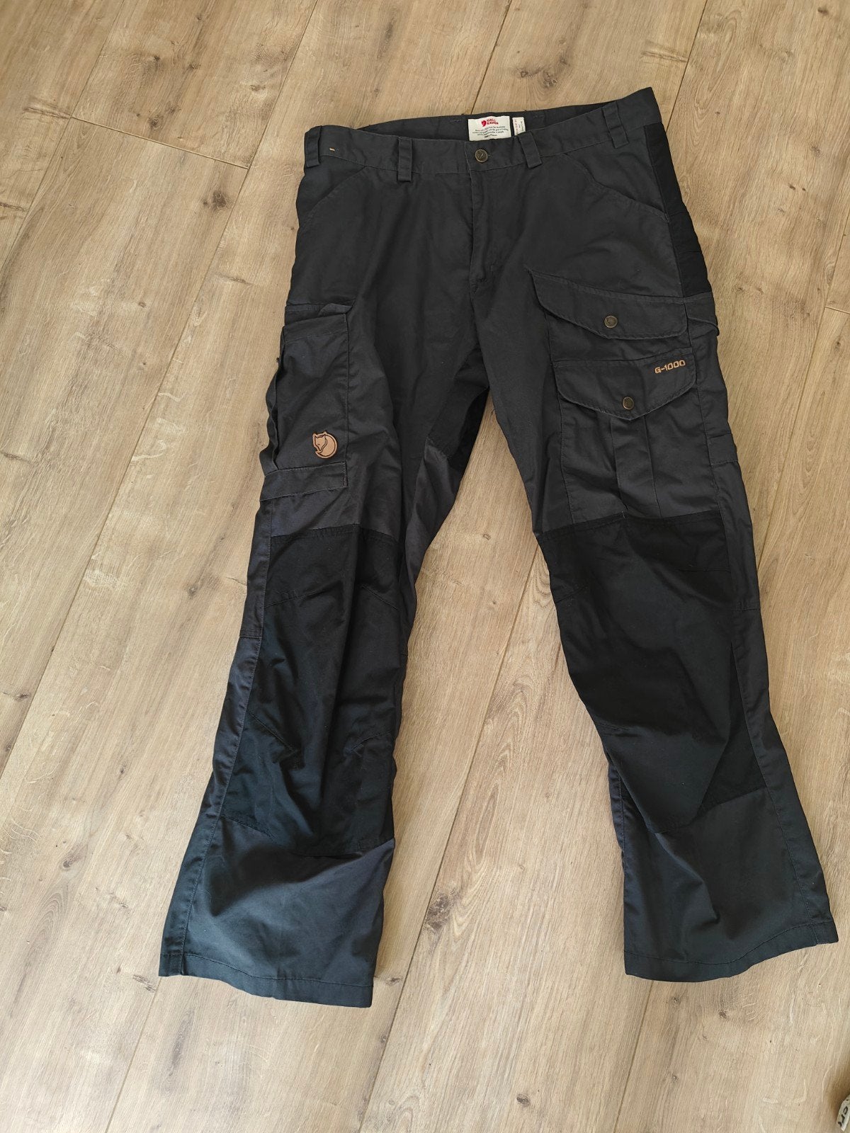 Fjällräven Broek Maat 50 (ingekort) - Zo goed als nieuw, Maat 48/50 (M), Zwart, Ophalen of Verzenden, Zo goed als nieuw