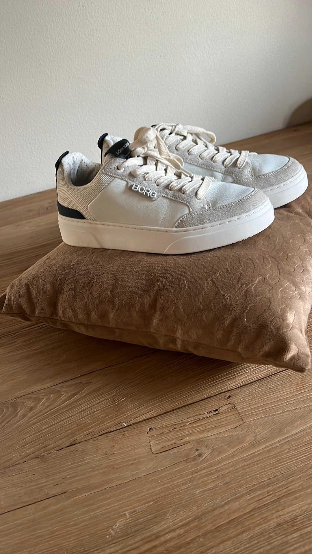 Sneakers dames Bjorn Borg 40 wit, Kleding | Dames, Schoenen, Wit, Ophalen of Verzenden, Sneakers of Gympen, Zo goed als nieuw
