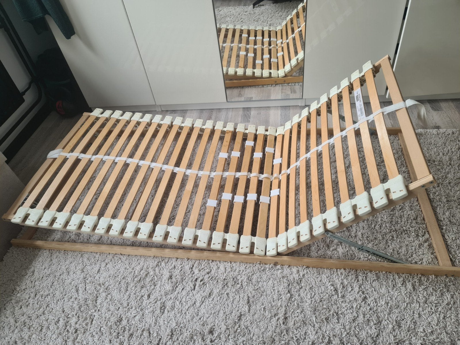 Gratis: Verstelbare lattenbodem 90x200, evt met nieuw matras, Ophalen, Zo goed als nieuw, Eenpersoons, 90 cm