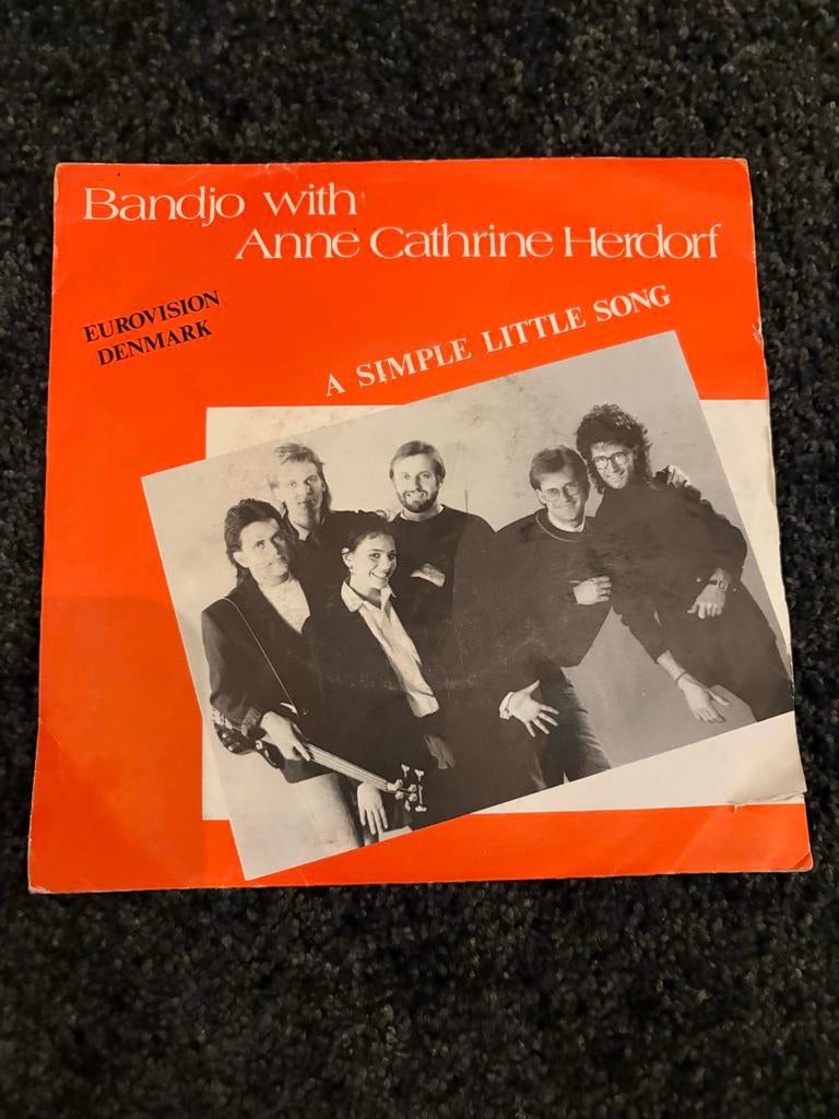 Bandjo with Anne Cathrine Herdorf - A Simple Little Song, Fotohoes, Ophalen of Verzenden, Gebruikt, 7 inch