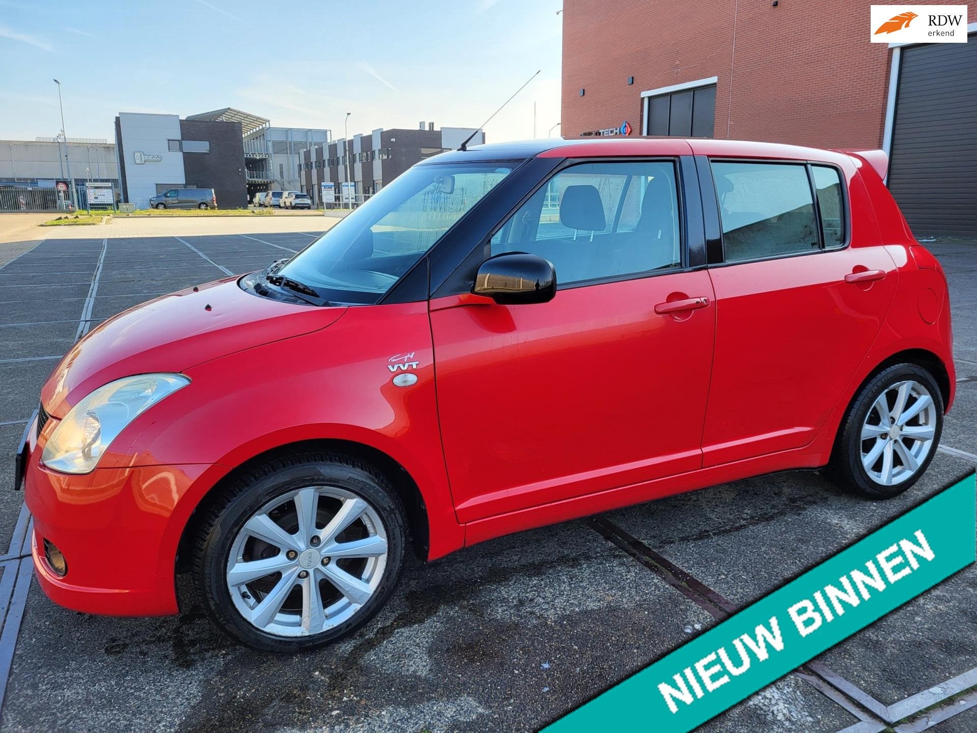 Suzuki Swift 1.5 Exclusive Sport orginele NL auto, Auto's, Voorwielaandrijving, Zwart, 4 cilinders, 400 kg