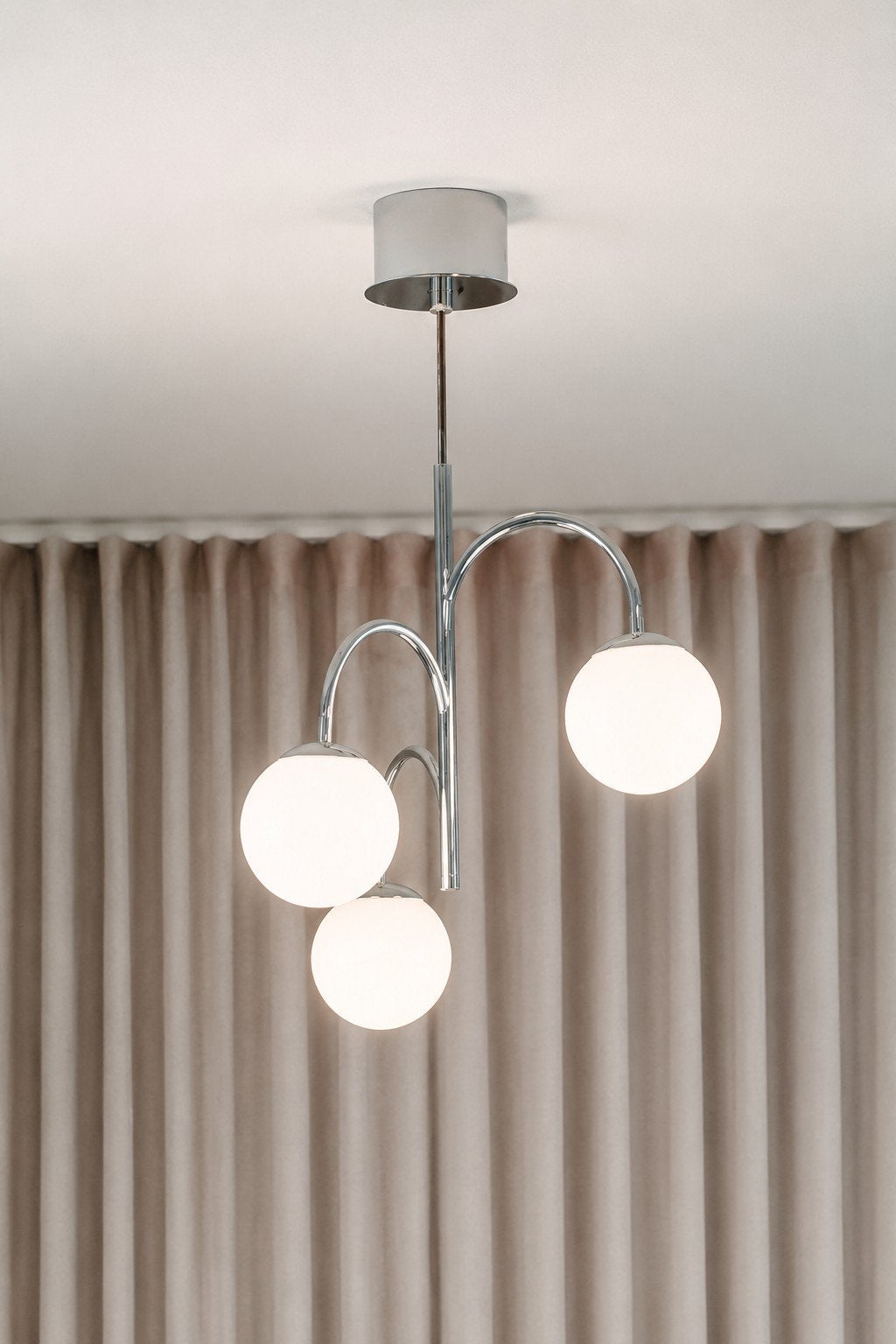 Simrishamn plafondlamp van IKEA, 3-armig, Huis en Inrichting, Ophalen, Gebruikt, Glas, E14 (klein)
