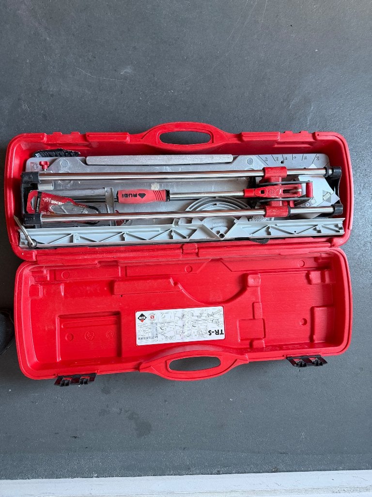 Rubi tr600, Doe-het-zelf en Verbouw, Gereedschap | Handgereedschap, Ophalen, Zo goed als nieuw, Snijgereedschap, Rubi