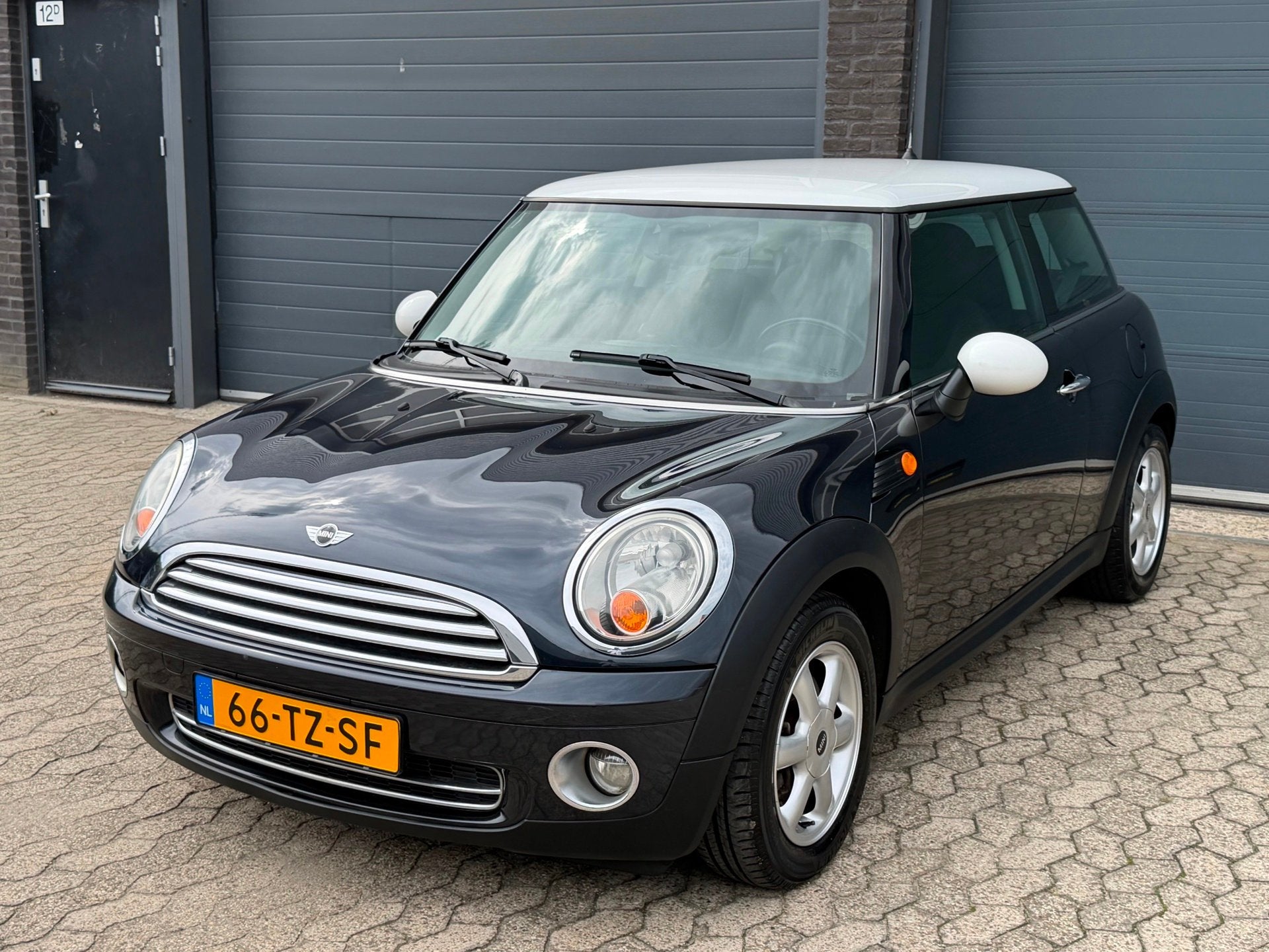 Mini 3-Deurs 1.6 Cooper Pepper|1STE EIGENAAR|AIRCO|NAP|APK, Voorwielaandrijving, Gebruikt, 750 kg, 4 cilinders