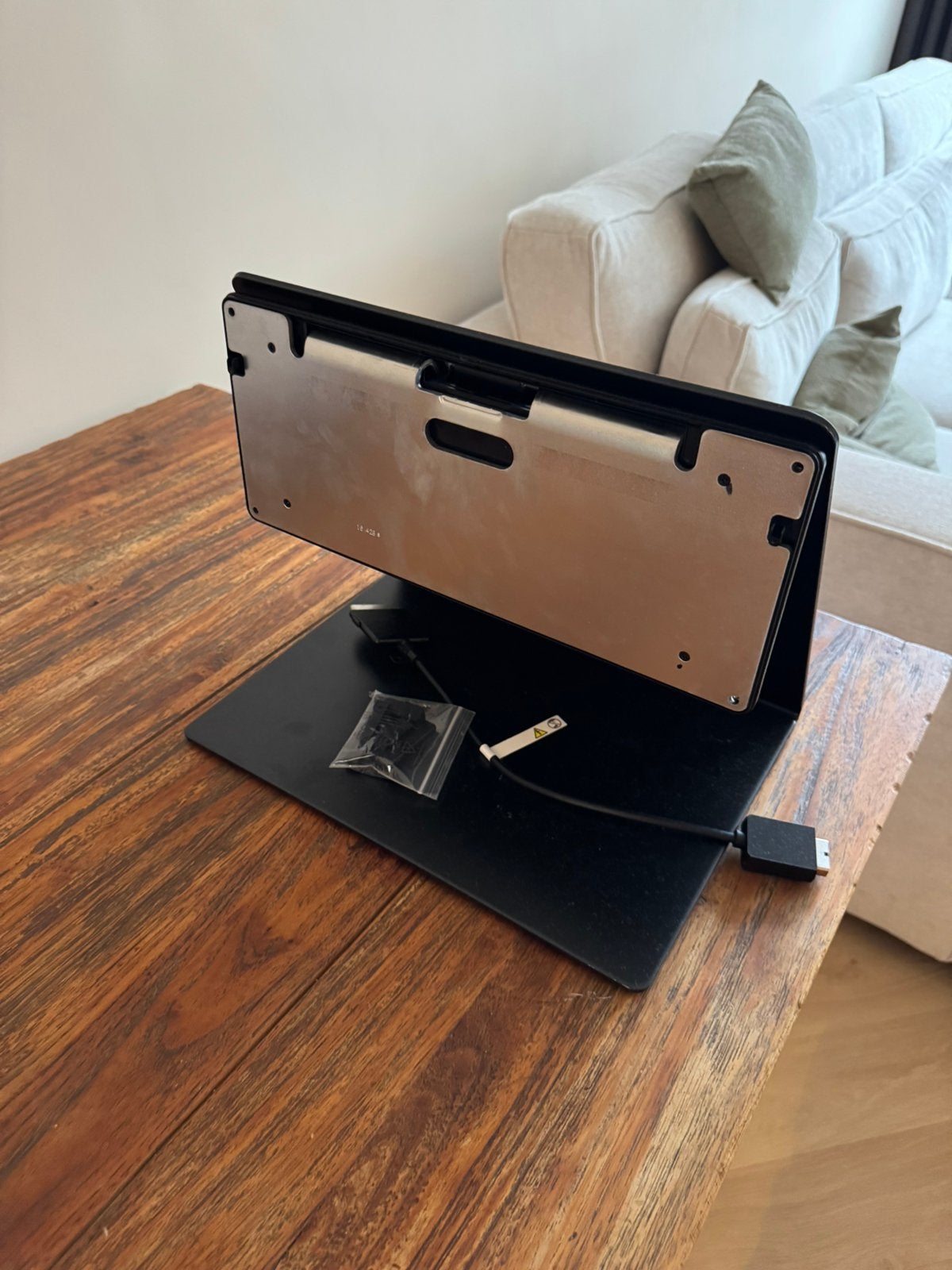 Originele Samsung TV voet/standaard 65” Samsung S95F (2025), Audio, Tv en Foto, Televisie-accessoires, Ophalen of Verzenden, Zo goed als nieuw