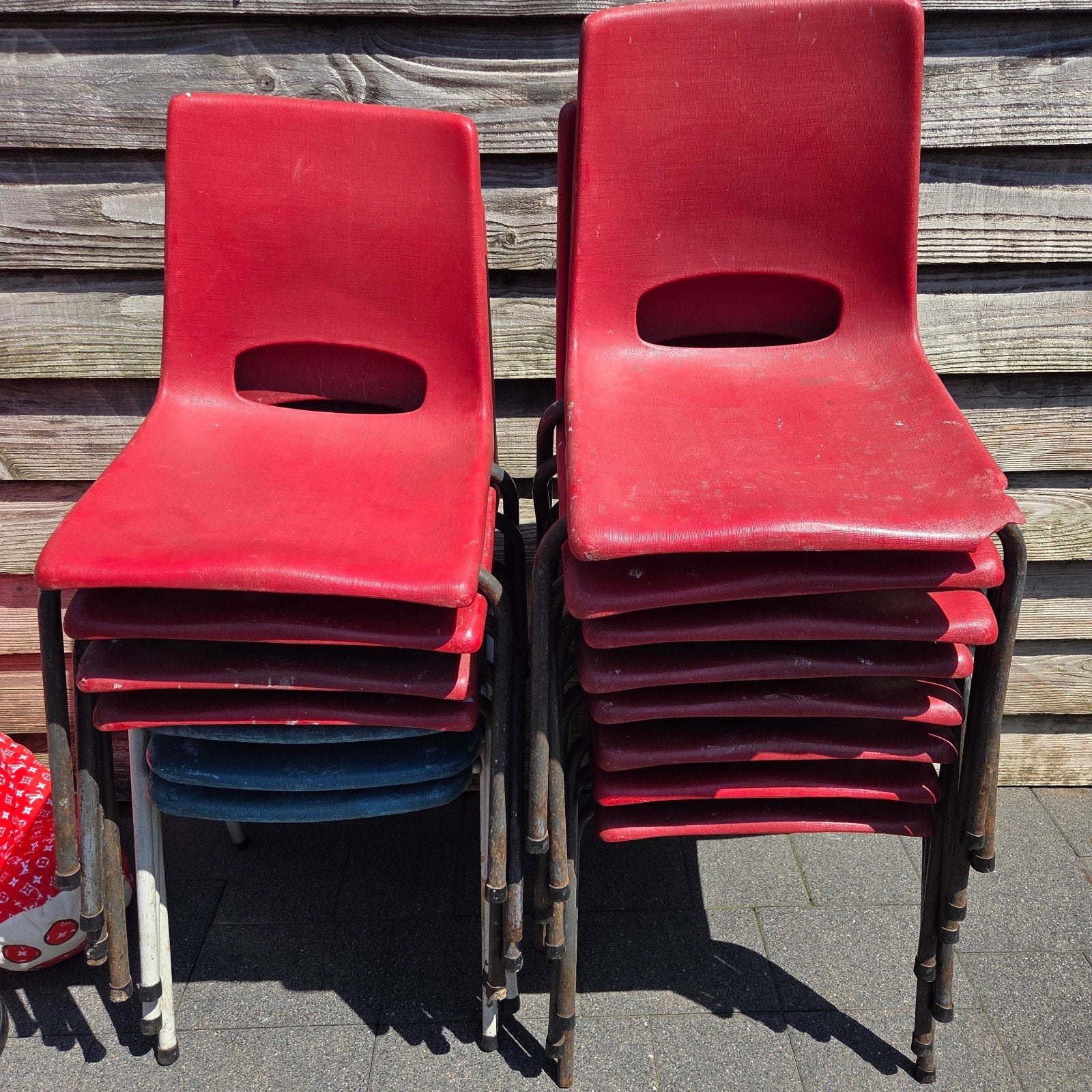 Gratis afhalen kantine/stapel stoelen, Ophalen, Gebruikt, Kunststof, Stapelbaar