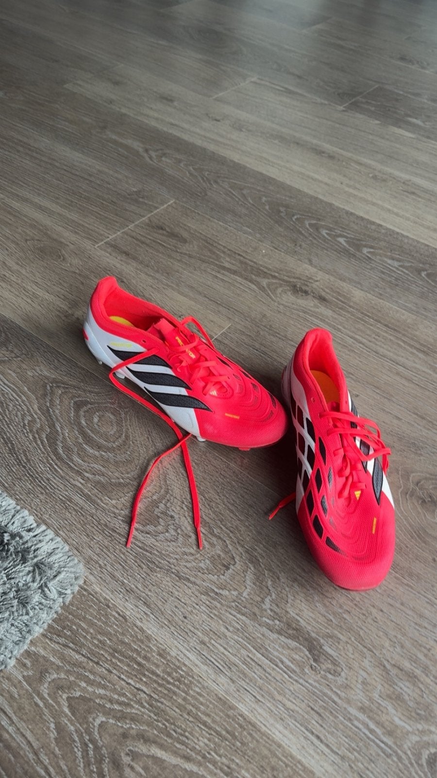 adidas predator FG maat 43, Maat XS of kleiner, Ophalen, Zo goed als nieuw, Schoenen