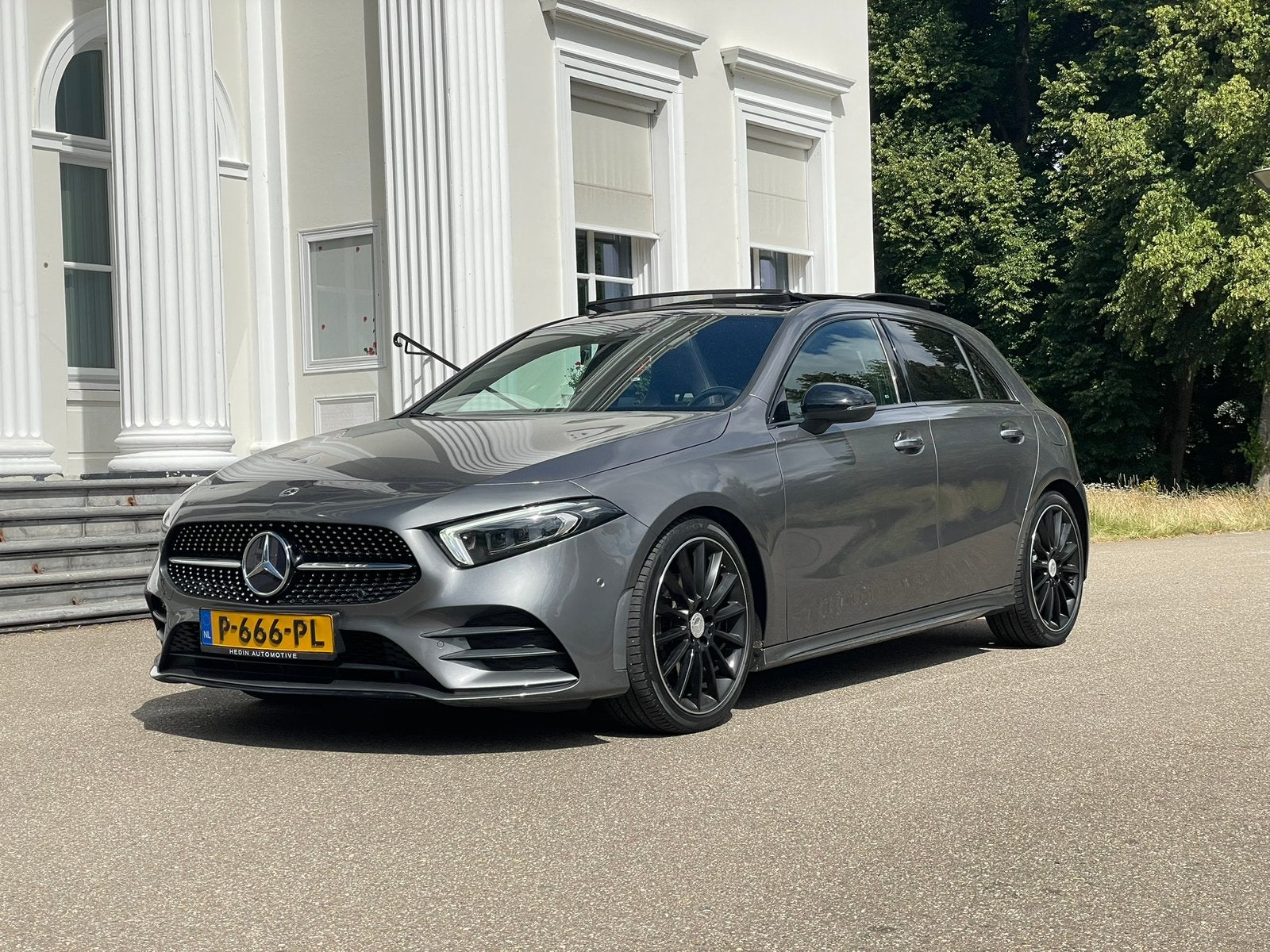 Mercedes-Benz A-Klasse A 200 163pk 7G-DCT 2021 Grijs, Euro 5, 4 cilinders, Leder en Stof, 163 pk