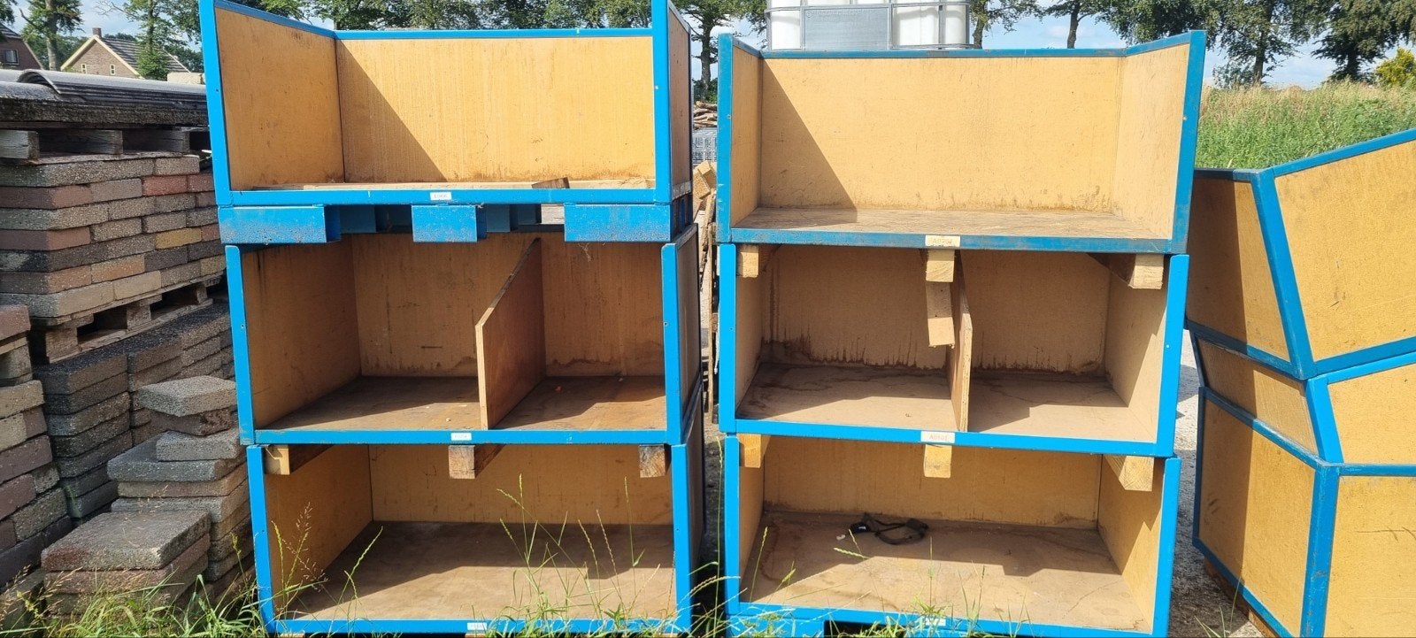 Stevige magazijn  / opbergbakken stapelbaar / metalen frame, Ophalen, Gebruikt, 100 cm of meer, Recahaardhout