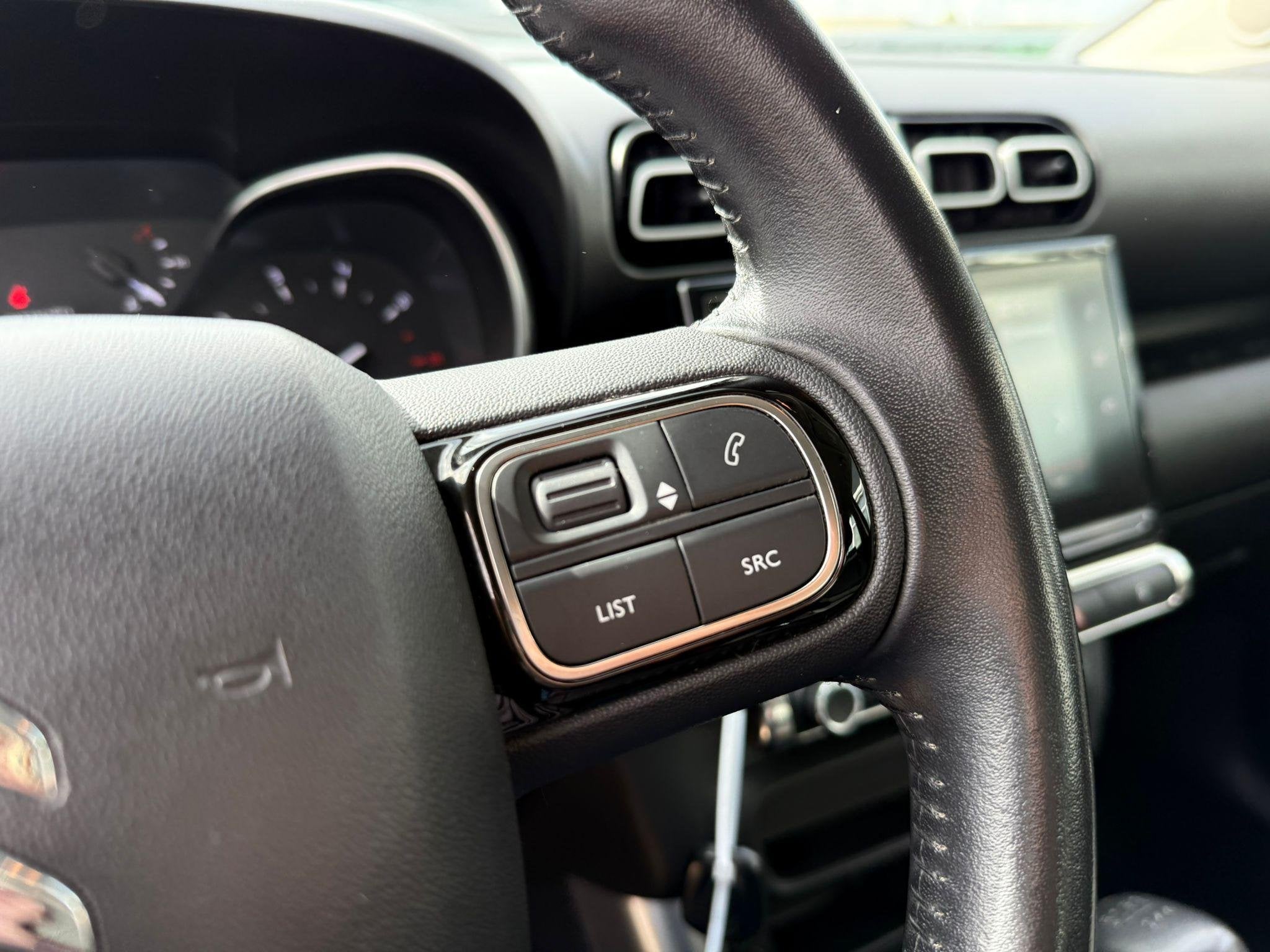 Foto 16 van Citroen C3 Aircross 1.2 PureTech S&S Feel airco / cruise / n