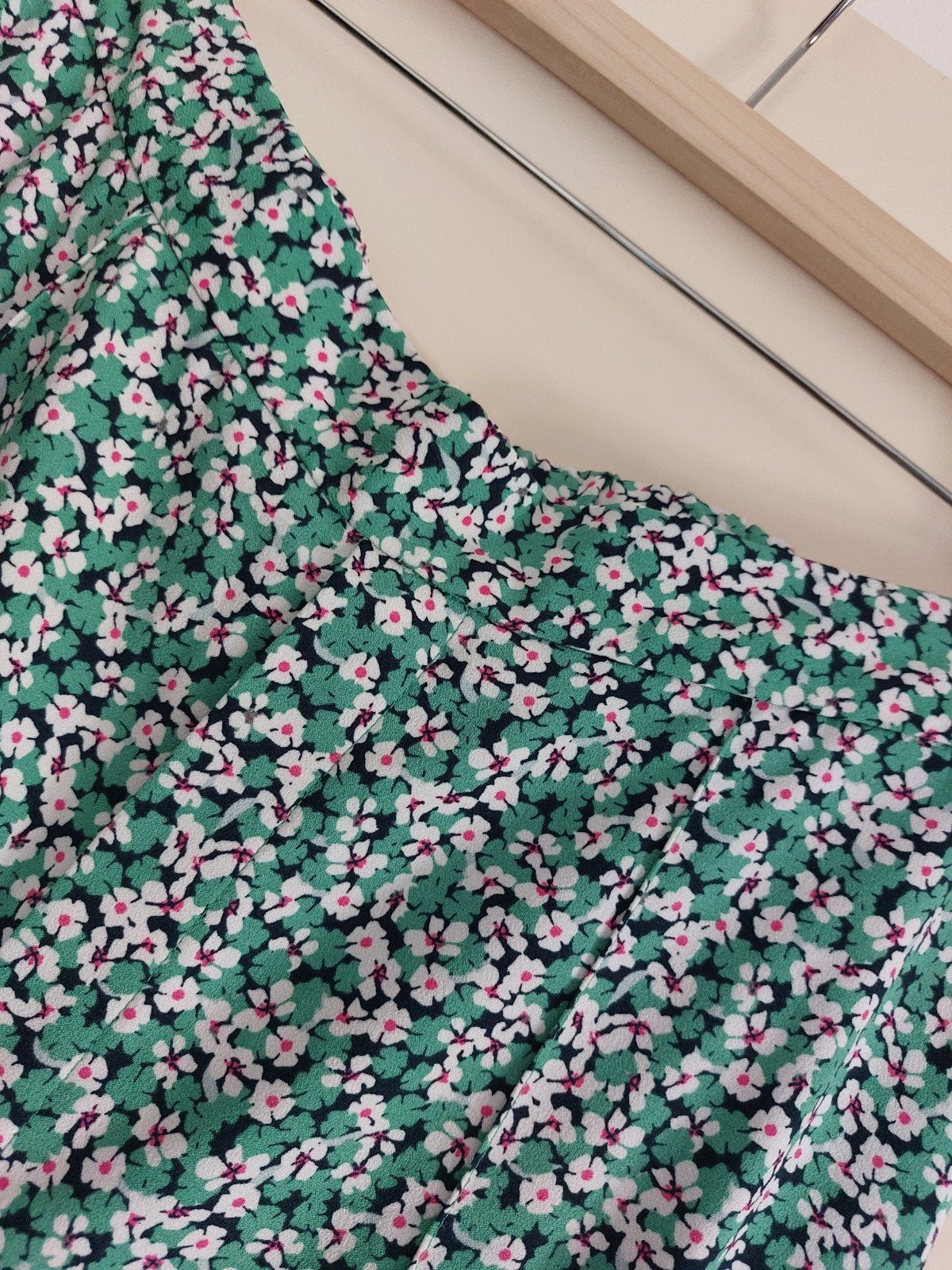Kiabi ECO.CONCEPT bloemenprint broek maat 42, Maat 42/44 (L), Ophalen of Verzenden, Zo goed als nieuw, Kiabi