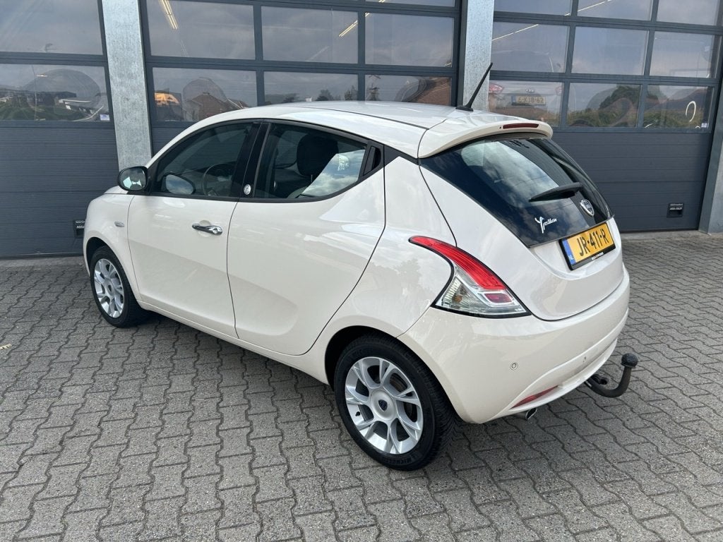 Lancia Ypsilon 0.9 Turbo TwinAir 90pk Opening Edition, Stof, Wit, Origineel Nederlands, 84 pk