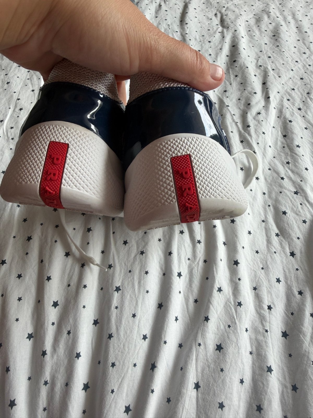 Prada Sneakers  nieuw, Kleding | Dames, Schoenen, Ophalen of Verzenden, Zo goed als nieuw, Blauw, Sneakers of Gympen