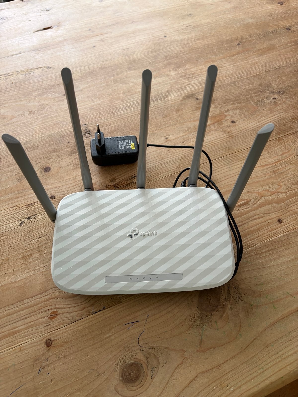 TP-Link Router archer c60 met 4 antennes en adapter, Ophalen, Zo goed als nieuw, Router