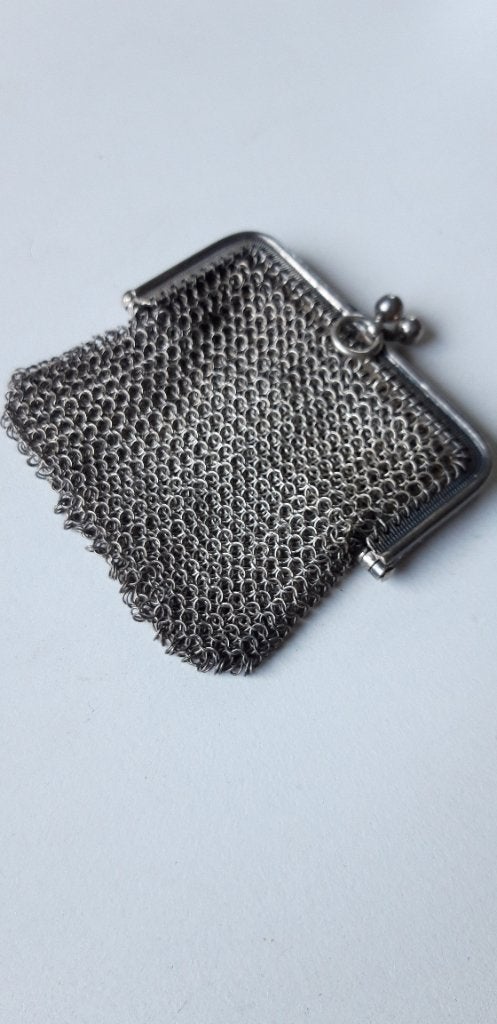Zilveren maliënkolder beugel-beursje, antiek, Antiek en Kunst, Ophalen of Verzenden, Zilver