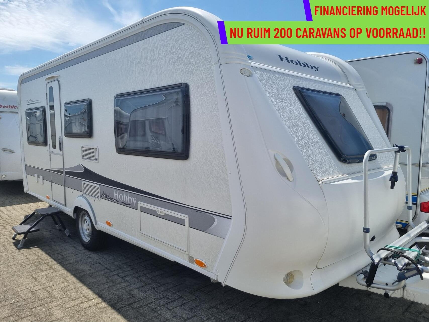 Hobby 495 UL excellent ENKELE BEDDEN + VOORTENT + FIETSENDR, Hordeur, Rondzit, Hobby, 7 tot 8 meter