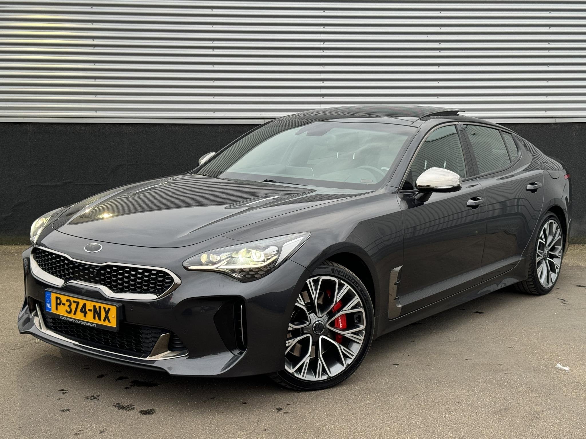 Kia Stinger 3.3 V6 T-GDI AWD GT 370 PK, Schuif/kanteldak, Le, Auto's, Gebruikt, Euro 6, Bedrijf, 3342 cc