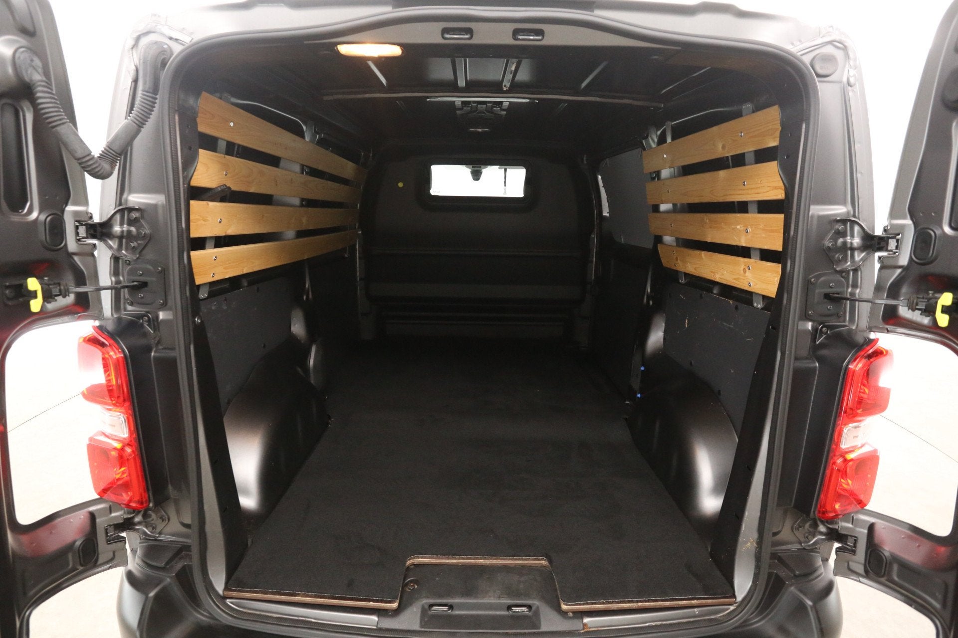 Peugeot Expert 2.0 BlueHDI 145PK L2H1 | Automaat | Airco | C, Auto's, 145 pk, Gebruikt, Euro 6, 4 cilinders