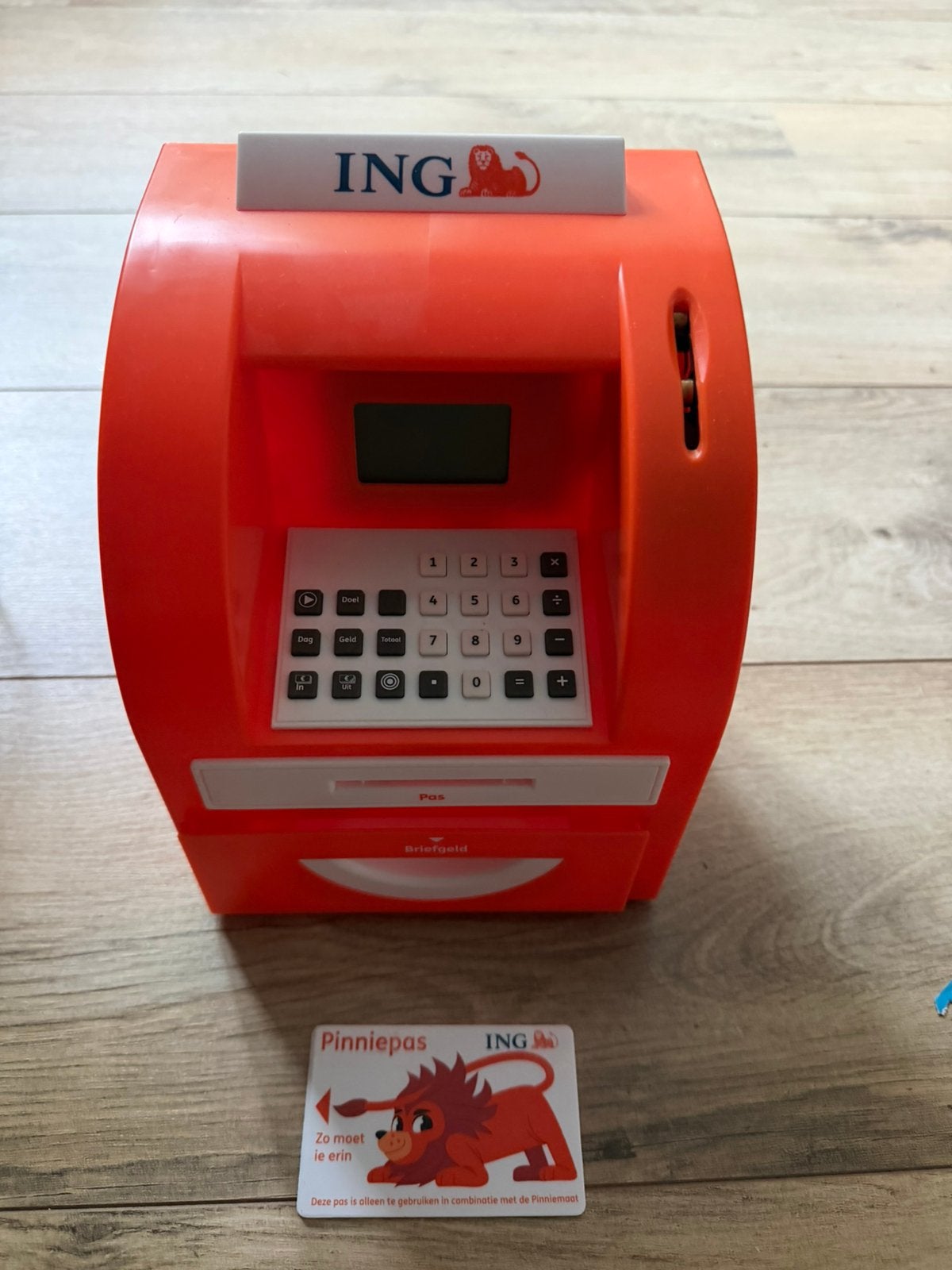 ING Pinniemaat als nieuw, Ophalen, Zo goed als nieuw, Steen, Aardewerk of Keramiek, Dier