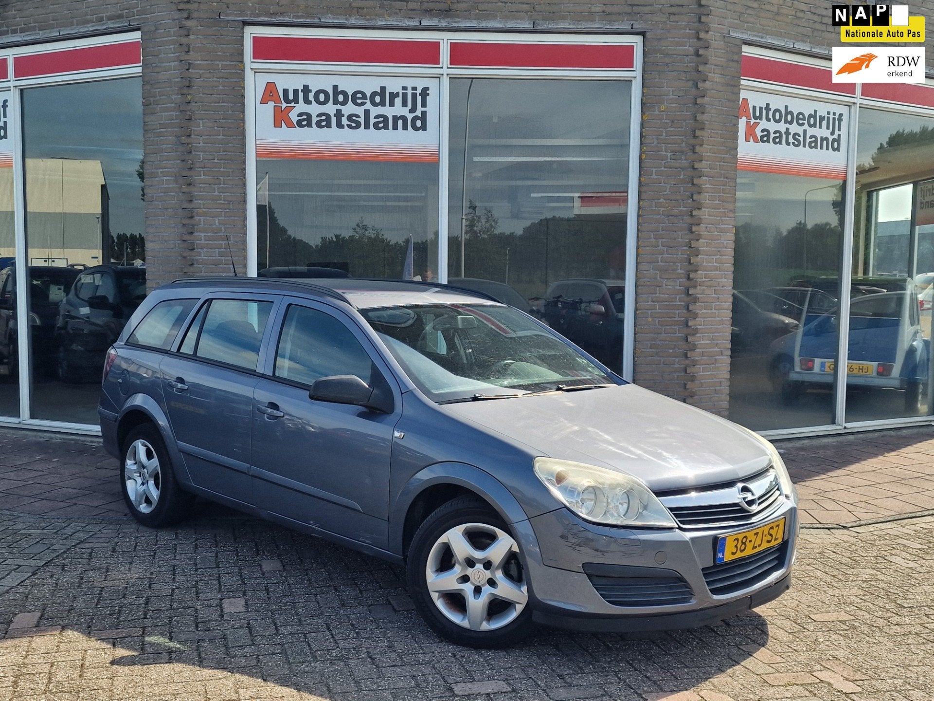 Opel Astra Wagon 1.6 Business - KOPPELING SLECHT -, Auto's, Voorwielaandrijving, Gebruikt, Zwart, 4 cilinders