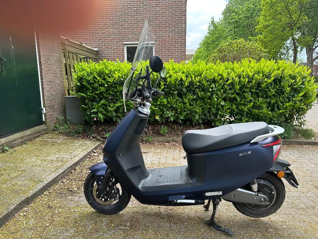 Prijs verlaagd - Ecooter ET3 (nov 2024) | 1509 km, Fietsen en Brommers, Snorfietsen en Snorscooters, Zo goed als nieuw, Overige merken