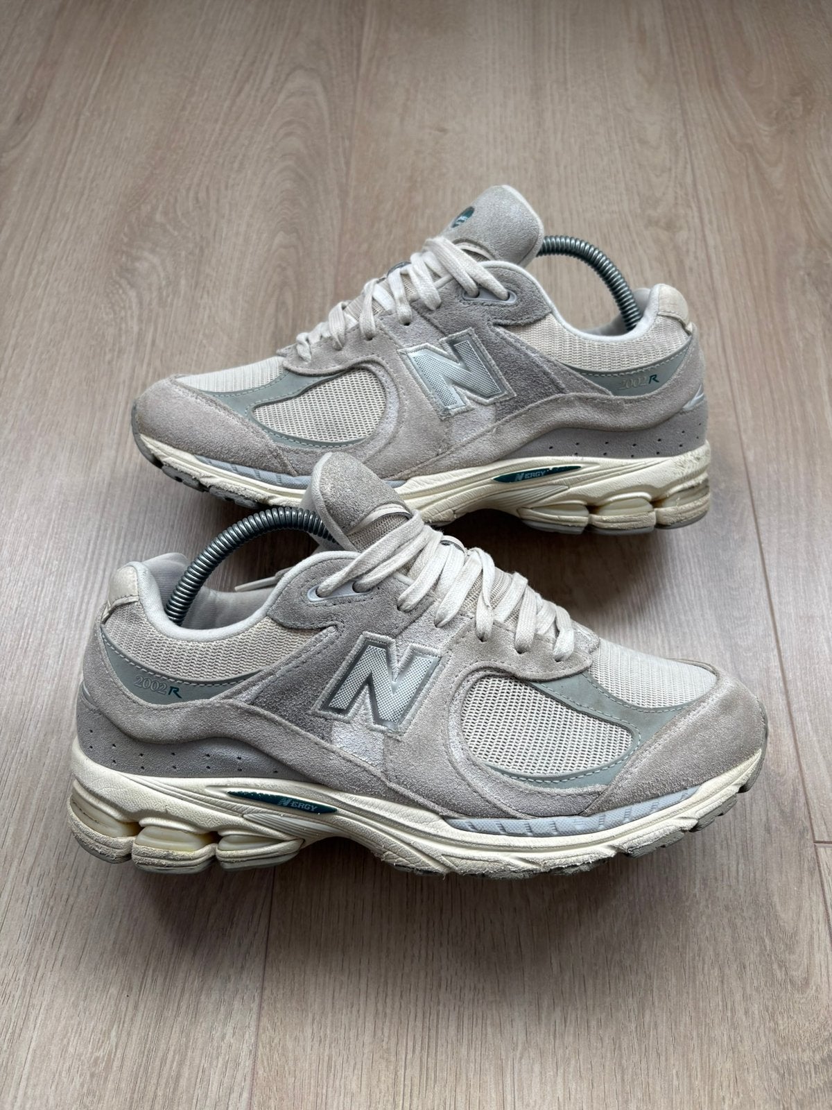 New Balance 2002R Linen •EU 41.5, Overige kleuren, Ophalen of Verzenden, Sneakers of Gympen, Zo goed als nieuw