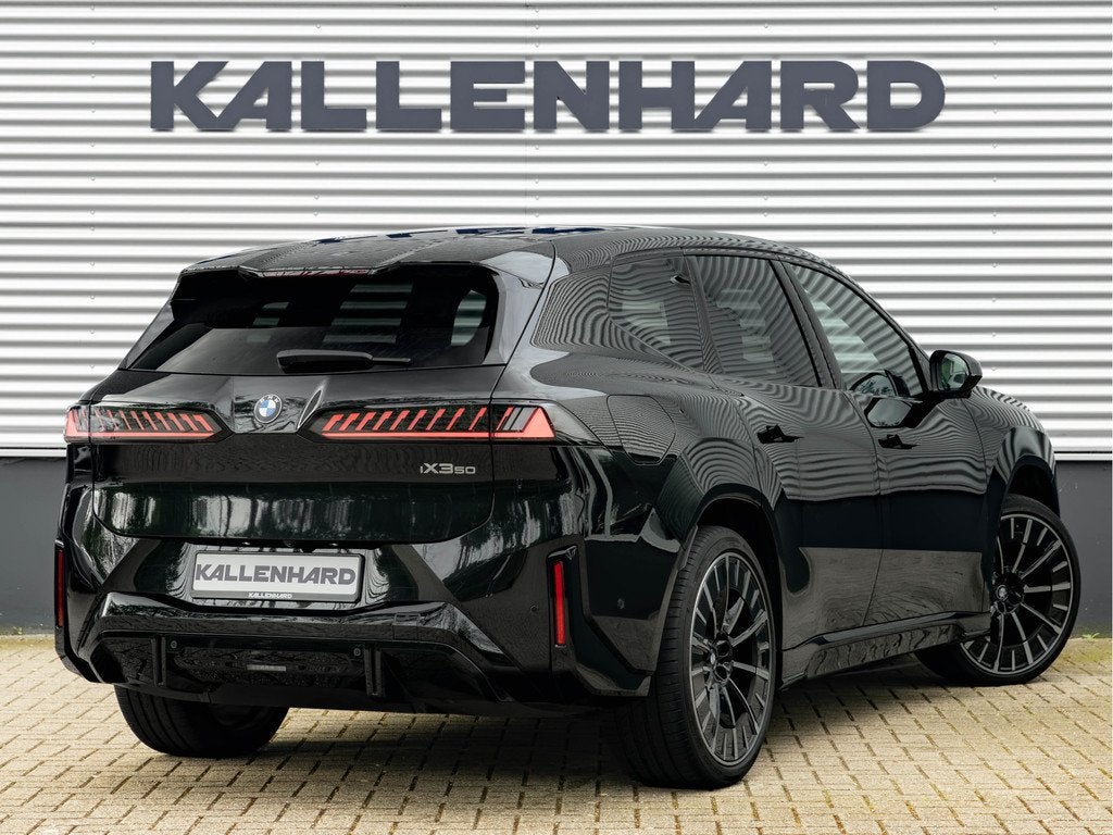 BMW iX3 50 xDrive - M-Sport Pro - Full-Option - Direct Besch, Auto's, BMW, 12 maanden, Gebruikt, Zwart, 2260 kg