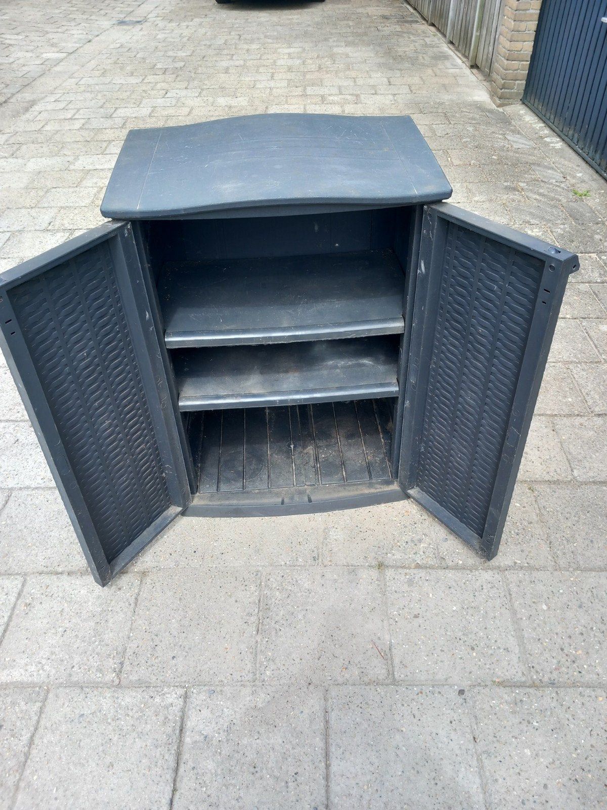 Gratis buitenkast / opbergkast (90x69x49 cm), Ophalen, Gebruikt